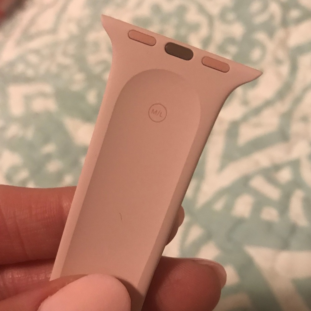 Apple Watch pink sand band